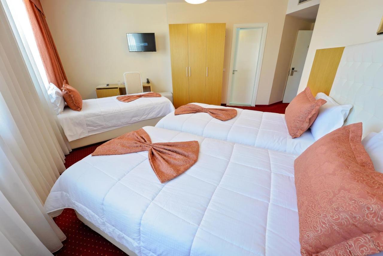 Jolly Hotel Lezhë 외부 사진